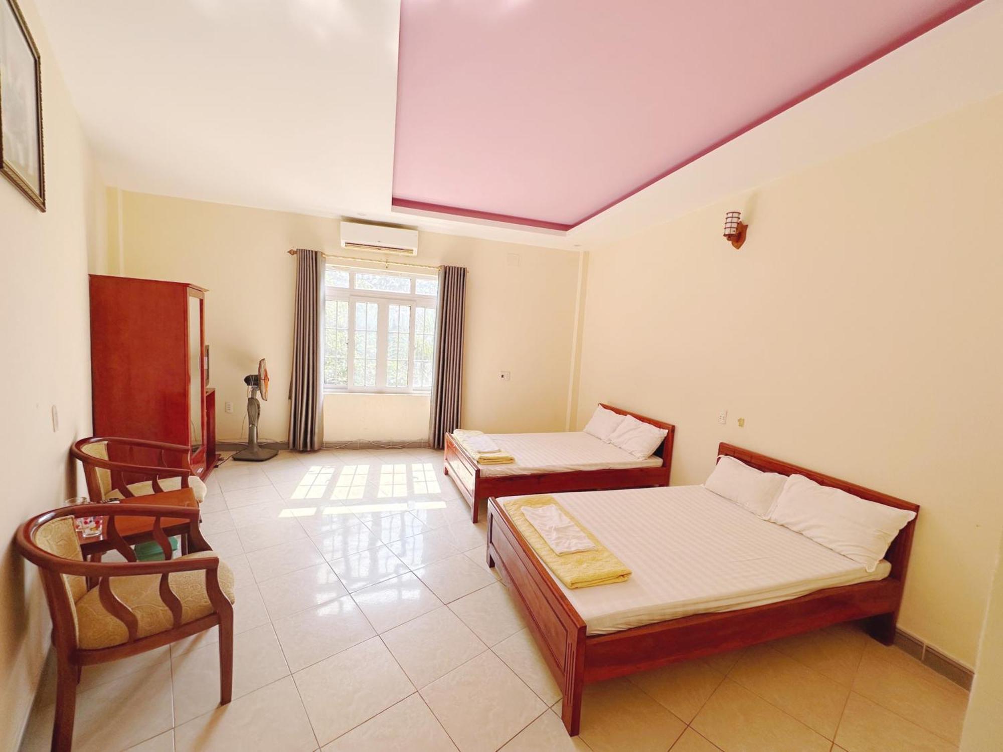 Hai Yen Hotel Quang Binh ドンホイ エクステリア 写真