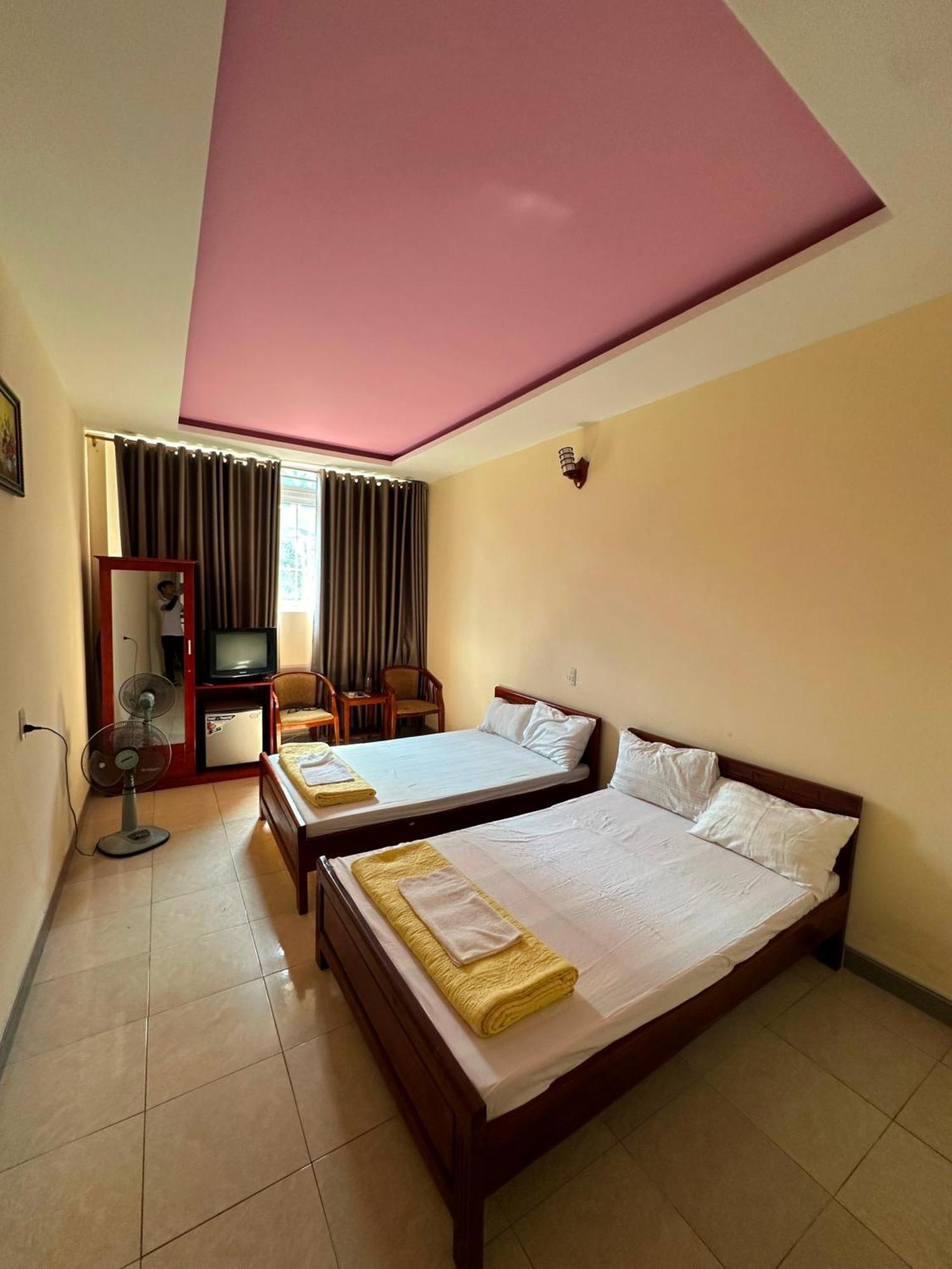 Hai Yen Hotel Quang Binh ドンホイ エクステリア 写真